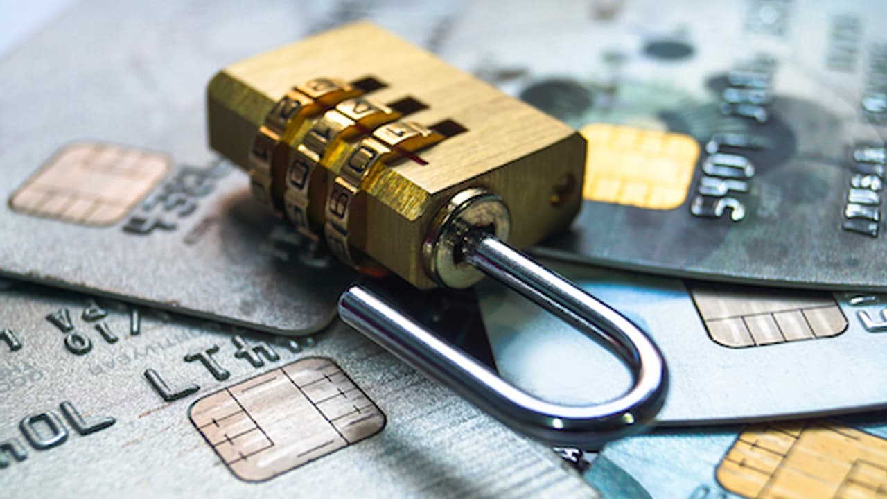 Here’s How You Report a Financial Crime in the UAE [Guide]