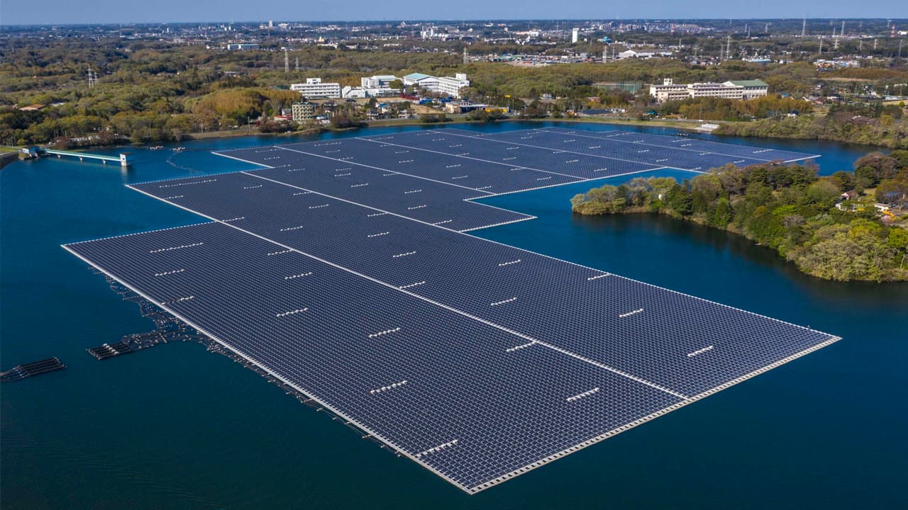 Abu Dhabi Island to Host Nations First-Ever Floating Solar Power Plant